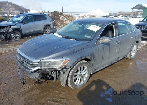 2020 Volkswagen Passat 2.0T Se z USA, uszkodzony, nr VIN 1VWSA7A36LC014136